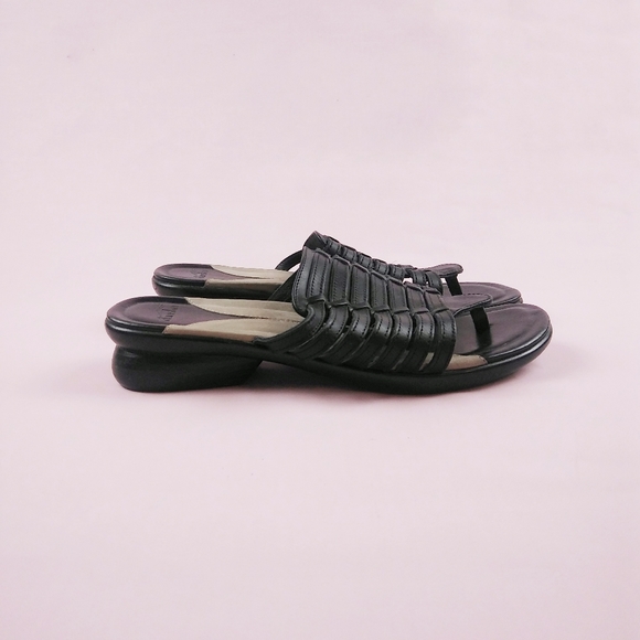 dansko thong sandals